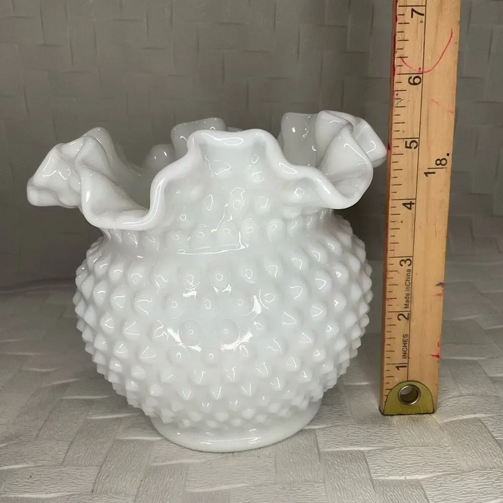 Vintage Milk Glass‎ Cupped Vase Double Crimped Fenton Art Glass Hobnail Shape *